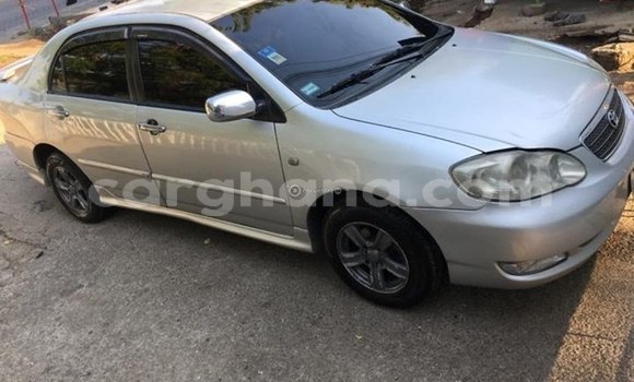 Sayi Na hannu Toyota Corolla Azurfa Mota in Accra a Greater Accra Sayi Na hannu Toyota Corolla Azurfa Mota in Accra a Greater Accra