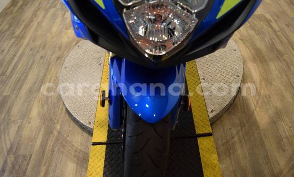Buy Used Suzuki GSX–R Blue Bike in Accra in Greater Accra Buy Used Suzuki GSX–R Blue Bike in Accra in Greater Accra
