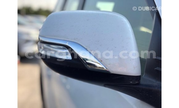 Buy Import Toyota Prado White Car in Import - Dubai in Ashanti Buy Import Toyota Prado White Car in Import - Dubai in Ashanti