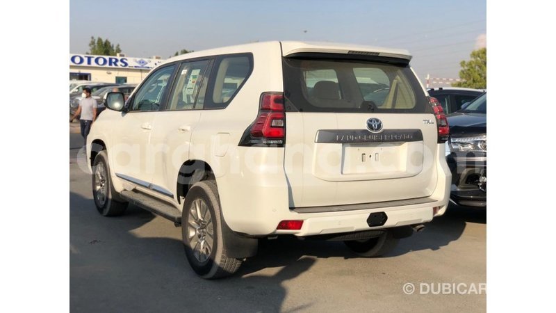 Big with watermark toyota prado ashanti import dubai 10605