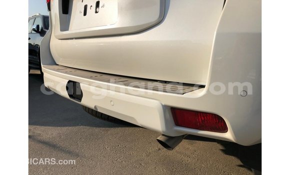 Buy Import Toyota Prado White Car in Import - Dubai in Ashanti Buy Import Toyota Prado White Car in Import - Dubai in Ashanti