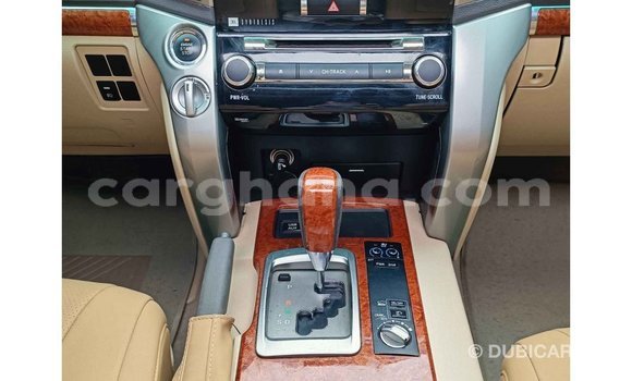 Buy Import Toyota Land Cruiser White Car in Import - Dubai in Ashanti Buy Import Toyota Land Cruiser White Car in Import - Dubai in Ashanti