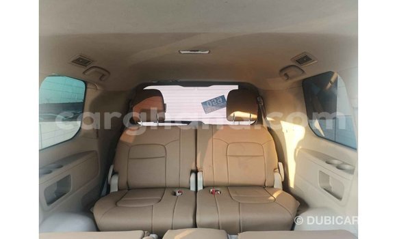 Buy Import Toyota Land Cruiser White Car in Import - Dubai in Ashanti Buy Import Toyota Land Cruiser White Car in Import - Dubai in Ashanti
