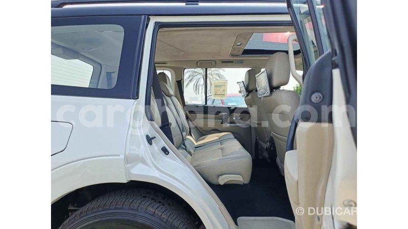 Big with watermark mitsubishi pajero ashanti import dubai 57080