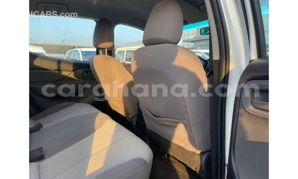 Buy Import Mitsubishi L200 White Car in Import - Dubai in Ashanti Buy Import Mitsubishi L200 White Car in Import - Dubai in Ashanti