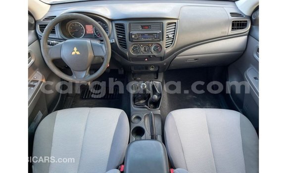 Buy Import Mitsubishi L200 White Car in Import - Dubai in Ashanti Buy Import Mitsubishi L200 White Car in Import - Dubai in Ashanti
