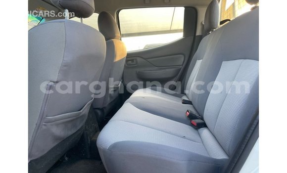 Buy Import Mitsubishi L200 White Car in Import - Dubai in Ashanti Buy Import Mitsubishi L200 White Car in Import - Dubai in Ashanti