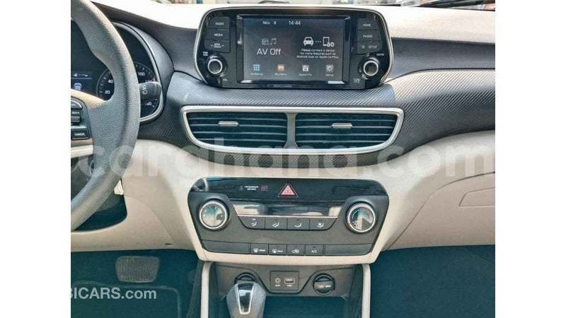 Big with watermark hyundai tucson ashanti import dubai 57163