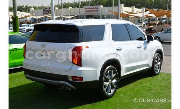 Ra Imported Hyundai Accent funfun Ọkọ̀ in Import - Dubai ni Ashanti Ra Imported Hyundai Accent funfun Ọkọ̀ in Import - Dubai ni Ashanti