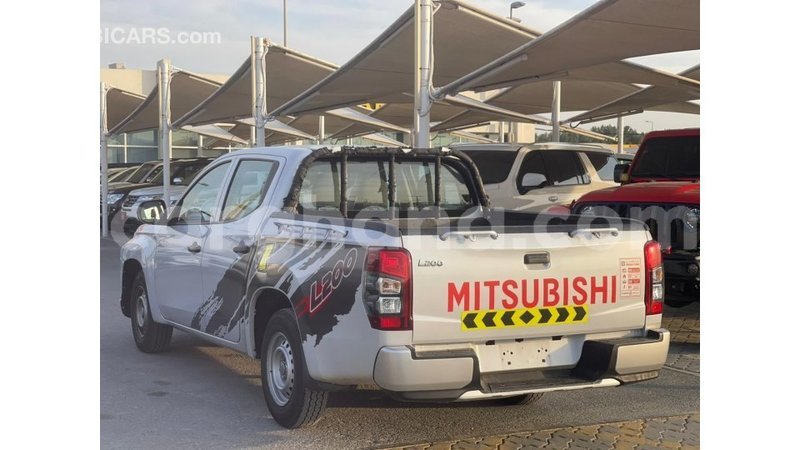 Big with watermark mitsubishi l200 ashanti import dubai 57181