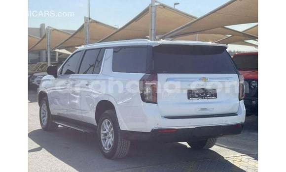 Ra Imported Chevrolet Suburban funfun Ọkọ̀ in Import - Dubai ni Ashanti Ra Imported Chevrolet Suburban funfun Ọkọ̀ in Import - Dubai ni Ashanti