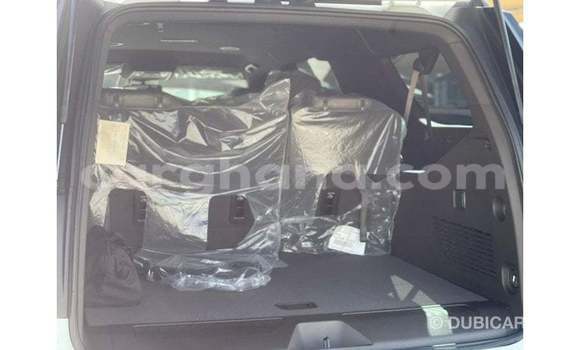 Ra Imported Chevrolet Suburban funfun Ọkọ̀ in Import - Dubai ni Ashanti Ra Imported Chevrolet Suburban funfun Ọkọ̀ in Import - Dubai ni Ashanti