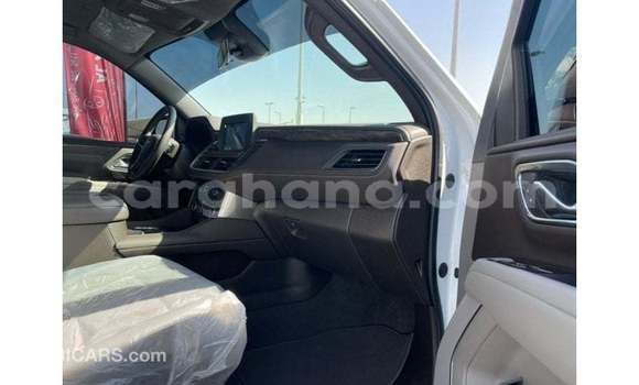 Ra Imported Chevrolet Suburban funfun Ọkọ̀ in Import - Dubai ni Ashanti Ra Imported Chevrolet Suburban funfun Ọkọ̀ in Import - Dubai ni Ashanti