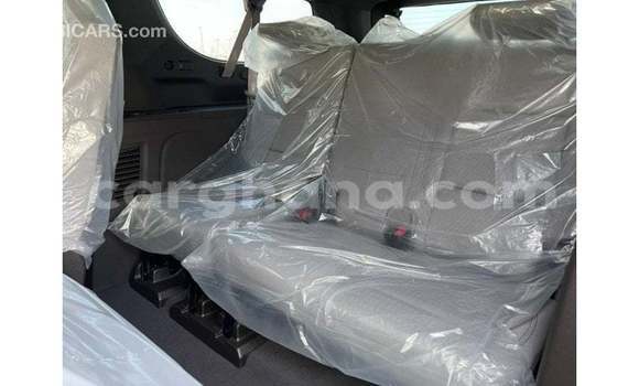 Ra Imported Chevrolet Suburban funfun Ọkọ̀ in Import - Dubai ni Ashanti Ra Imported Chevrolet Suburban funfun Ọkọ̀ in Import - Dubai ni Ashanti