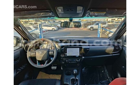 Buy Import Toyota Hilux White Car in Import - Dubai in Ashanti Buy Import Toyota Hilux White Car in Import - Dubai in Ashanti