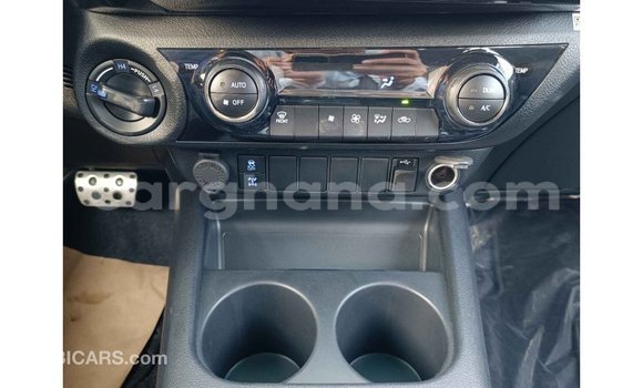 Buy Import Toyota Hilux White Car in Import - Dubai in Ashanti Buy Import Toyota Hilux White Car in Import - Dubai in Ashanti