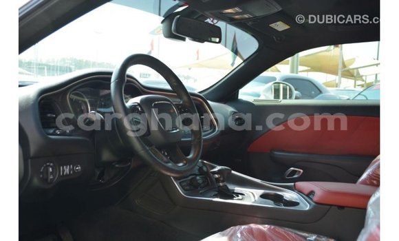 Ra Imported Dodge Challenger funfun Ọkọ̀ in Import - Dubai ni Ashanti Ra Imported Dodge Challenger funfun Ọkọ̀ in Import - Dubai ni Ashanti