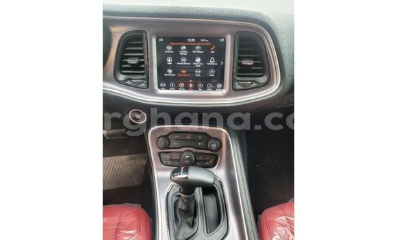 Ra Imported Dodge Challenger funfun Ọkọ̀ in Import - Dubai ni Ashanti Ra Imported Dodge Challenger funfun Ọkọ̀ in Import - Dubai ni Ashanti