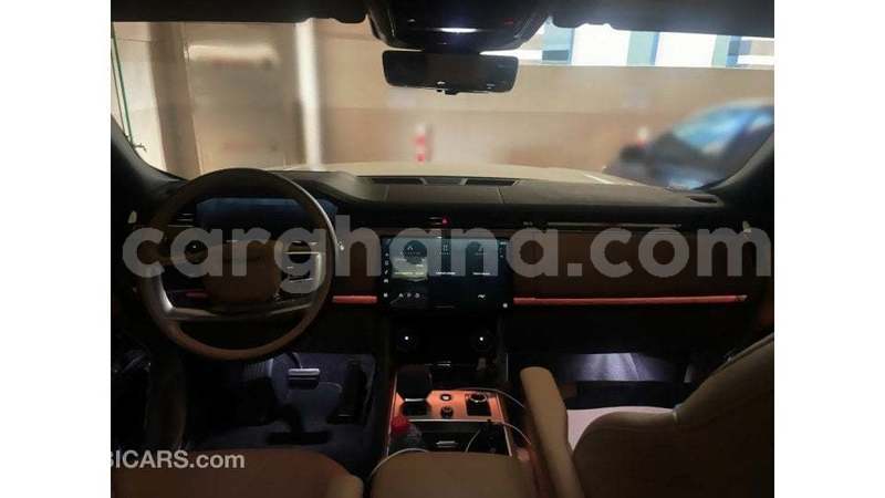 Big with watermark land rover range rover ashanti import dubai 57195