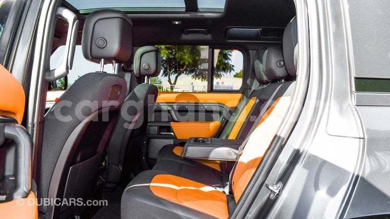 Big with watermark land rover defender ashanti import dubai 57200