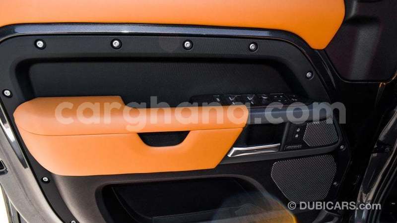 Big with watermark land rover defender ashanti import dubai 57200