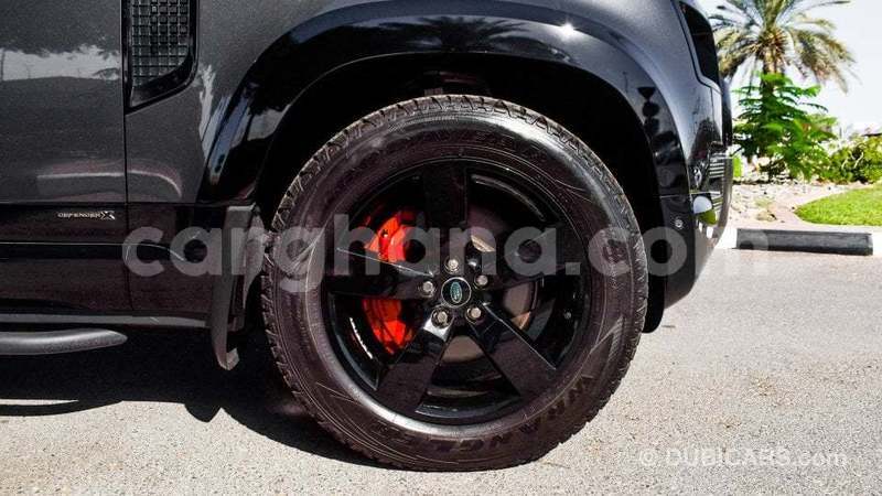 Big with watermark land rover defender ashanti import dubai 57200