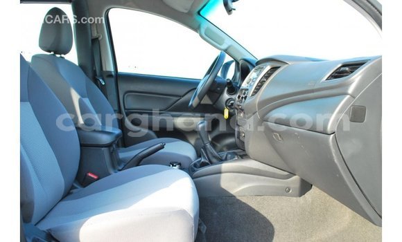 Ra Imported Mitsubishi L200 funfun Ọkọ̀ in Import - Dubai ni Ashanti Ra Imported Mitsubishi L200 funfun Ọkọ̀ in Import - Dubai ni Ashanti