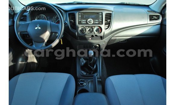 Ra Imported Mitsubishi L200 funfun Ọkọ̀ in Import - Dubai ni Ashanti Ra Imported Mitsubishi L200 funfun Ọkọ̀ in Import - Dubai ni Ashanti