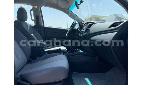 Sayi Imported Mitsubishi L200 White Mota in Import - Dubai a Ashanti Sayi Imported Mitsubishi L200 White Mota in Import - Dubai a Ashanti