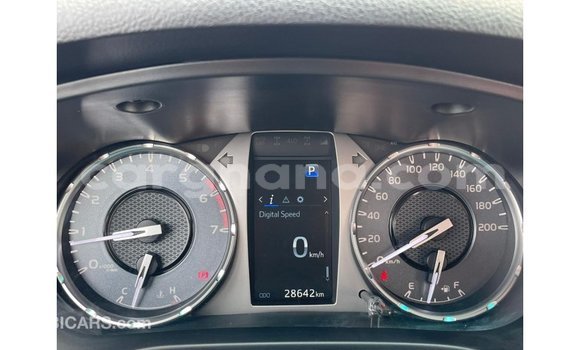 Ra Imported Toyota Hilux funfun Ọkọ̀ in Import - Dubai ni Ashanti Ra Imported Toyota Hilux funfun Ọkọ̀ in Import - Dubai ni Ashanti