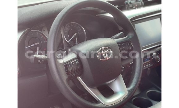 Ra Imported Toyota Hilux funfun Ọkọ̀ in Import - Dubai ni Ashanti Ra Imported Toyota Hilux funfun Ọkọ̀ in Import - Dubai ni Ashanti