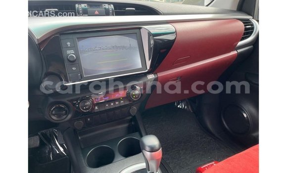 Ra Imported Toyota Hilux funfun Ọkọ̀ in Import - Dubai ni Ashanti Ra Imported Toyota Hilux funfun Ọkọ̀ in Import - Dubai ni Ashanti