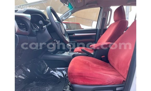 Ra Imported Toyota Hilux funfun Ọkọ̀ in Import - Dubai ni Ashanti Ra Imported Toyota Hilux funfun Ọkọ̀ in Import - Dubai ni Ashanti
