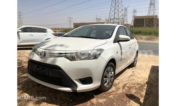 Sayi Imported Toyota Yaris White Mota in Import - Dubai a Ashanti Sayi Imported Toyota Yaris White Mota in Import - Dubai a Ashanti