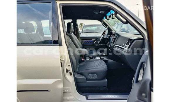 Buy Import Mitsubishi Pajero White Car in Import - Dubai in Ashanti Buy Import Mitsubishi Pajero White Car in Import - Dubai in Ashanti