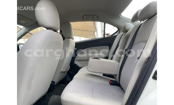 Ra Imported Mitsubishi Attrage funfun Ọkọ̀ in Import - Dubai ni Ashanti Ra Imported Mitsubishi Attrage funfun Ọkọ̀ in Import - Dubai ni Ashanti