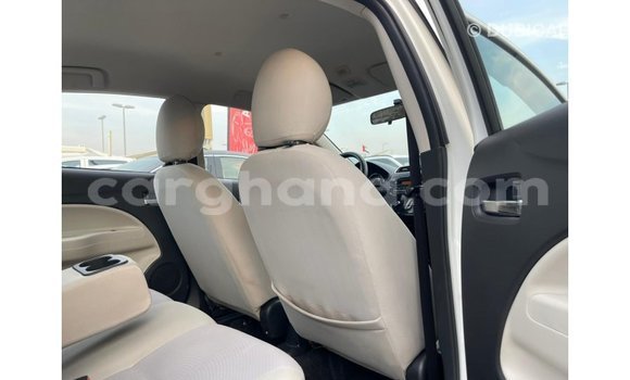 Ra Imported Mitsubishi Attrage funfun Ọkọ̀ in Import - Dubai ni Ashanti Ra Imported Mitsubishi Attrage funfun Ọkọ̀ in Import - Dubai ni Ashanti