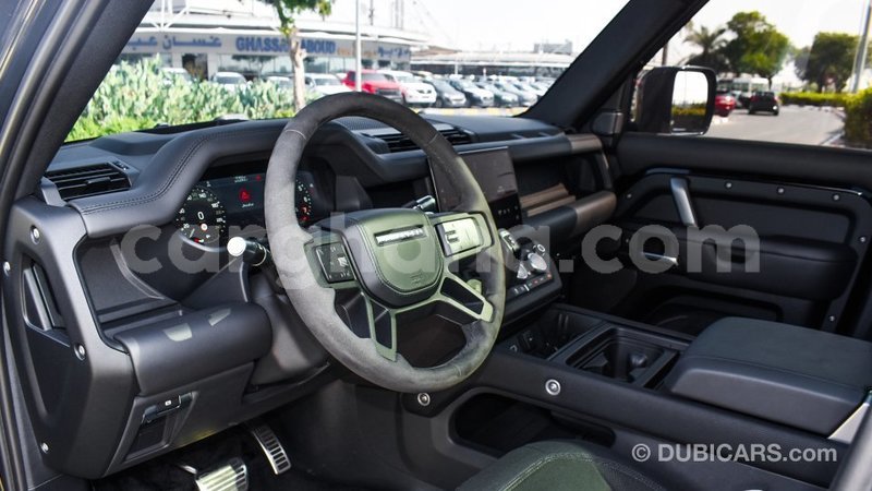 Big with watermark land rover defender ashanti import dubai 57231