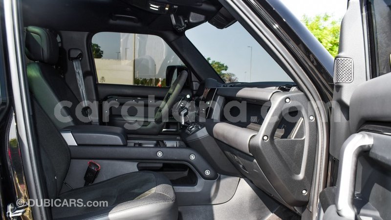 Big with watermark land rover defender ashanti import dubai 57231