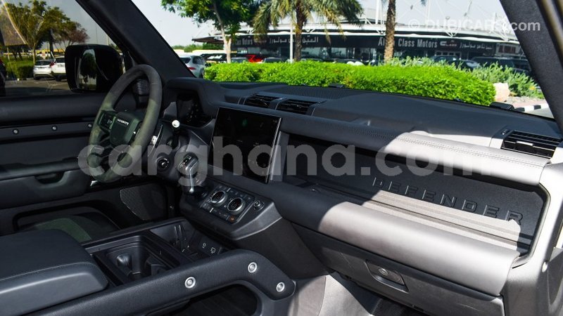 Big with watermark land rover defender ashanti import dubai 57231