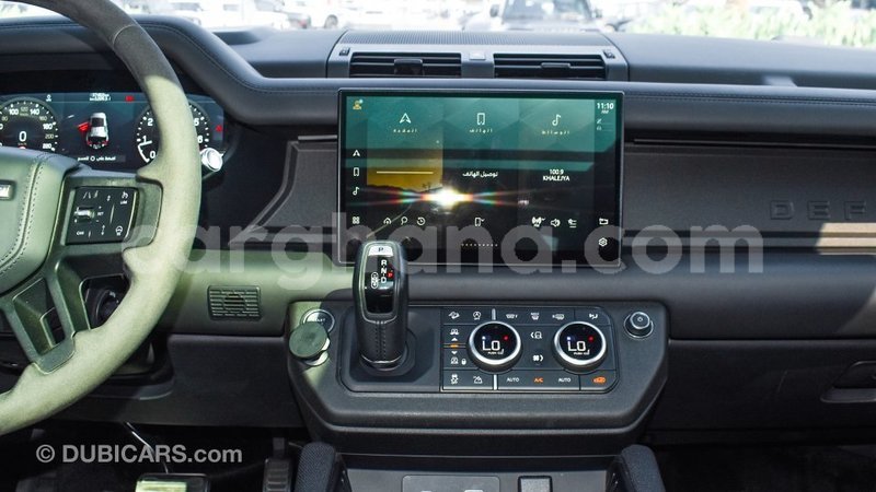 Big with watermark land rover defender ashanti import dubai 57231