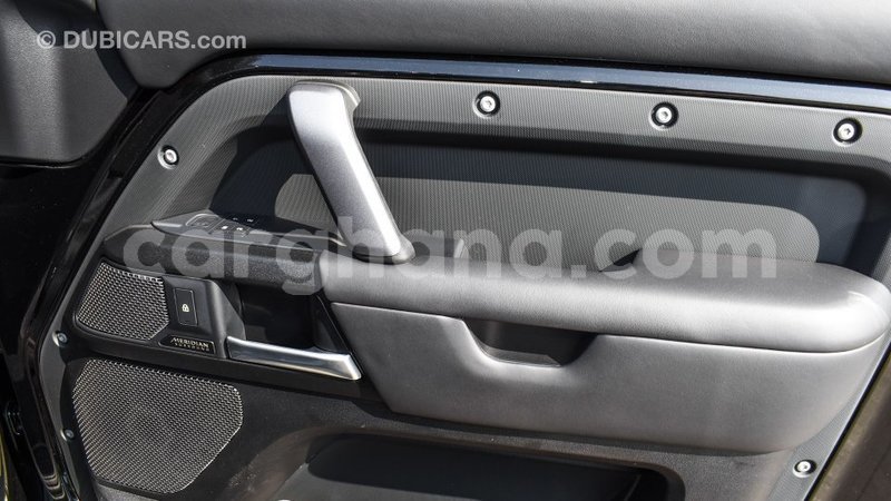 Big with watermark land rover defender ashanti import dubai 57231