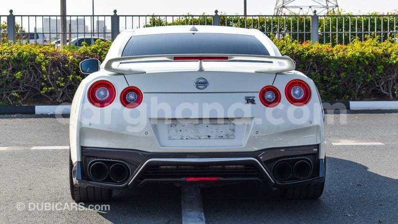 Big with watermark nissan gt r ashanti import dubai 57232