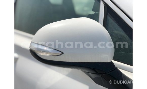 Buy Import Hyundai Santa Fe White Car in Import - Dubai in Ashanti Buy Import Hyundai Santa Fe White Car in Import - Dubai in Ashanti