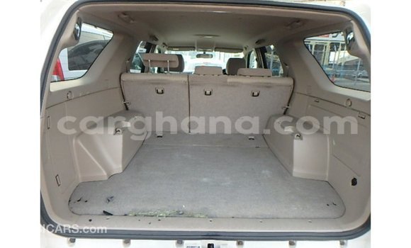 Ra Imported Toyota Hilux funfun Ọkọ̀ in Import - Dubai ni Ashanti Ra Imported Toyota Hilux funfun Ọkọ̀ in Import - Dubai ni Ashanti