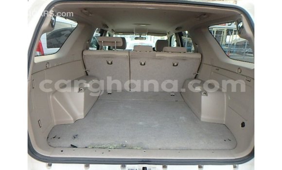 Ra Imported Toyota Hilux funfun Ọkọ̀ in Import - Dubai ni Ashanti Ra Imported Toyota Hilux funfun Ọkọ̀ in Import - Dubai ni Ashanti