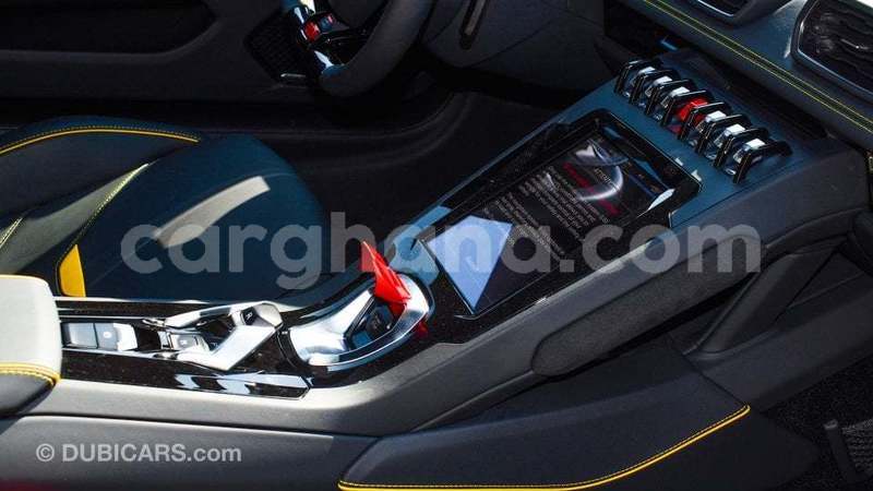 Big with watermark lamborghini huracan ashanti import dubai 57236