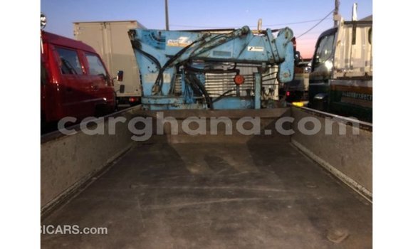 Buy Import Toyota Pickup White Car in Import - Dubai in Ashanti Buy Import Toyota Pickup White Car in Import - Dubai in Ashanti