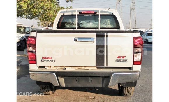 Ra Imported Isuzu Rodeo funfun Ọkọ̀ in Import - Dubai ni Ashanti Ra Imported Isuzu Rodeo funfun Ọkọ̀ in Import - Dubai ni Ashanti