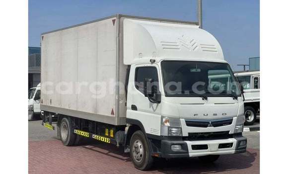 Buy Import Mitsubishi Carisma White Car in Import - Dubai in Ashanti Buy Import Mitsubishi Carisma White Car in Import - Dubai in Ashanti